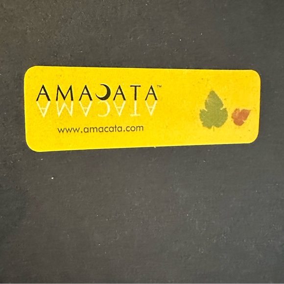 Necklace - sage woven choker with wooden floral inlay pendant - Picture 2 of 3